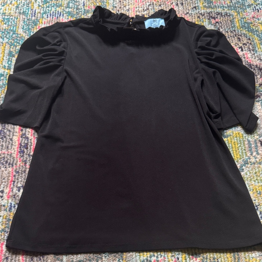 CeCe Black Ruffled Blouse